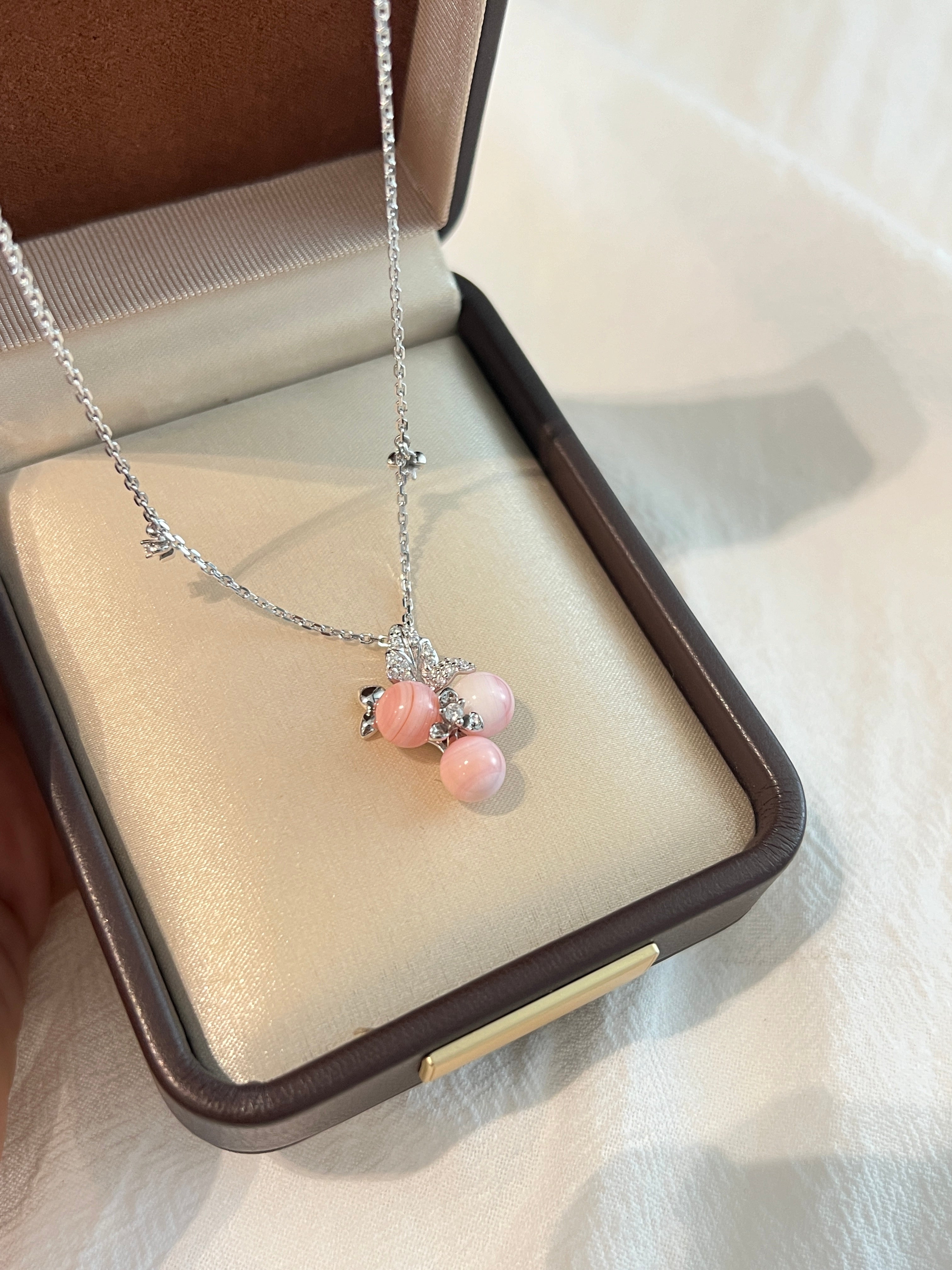Moonleaf Pearl Necklace