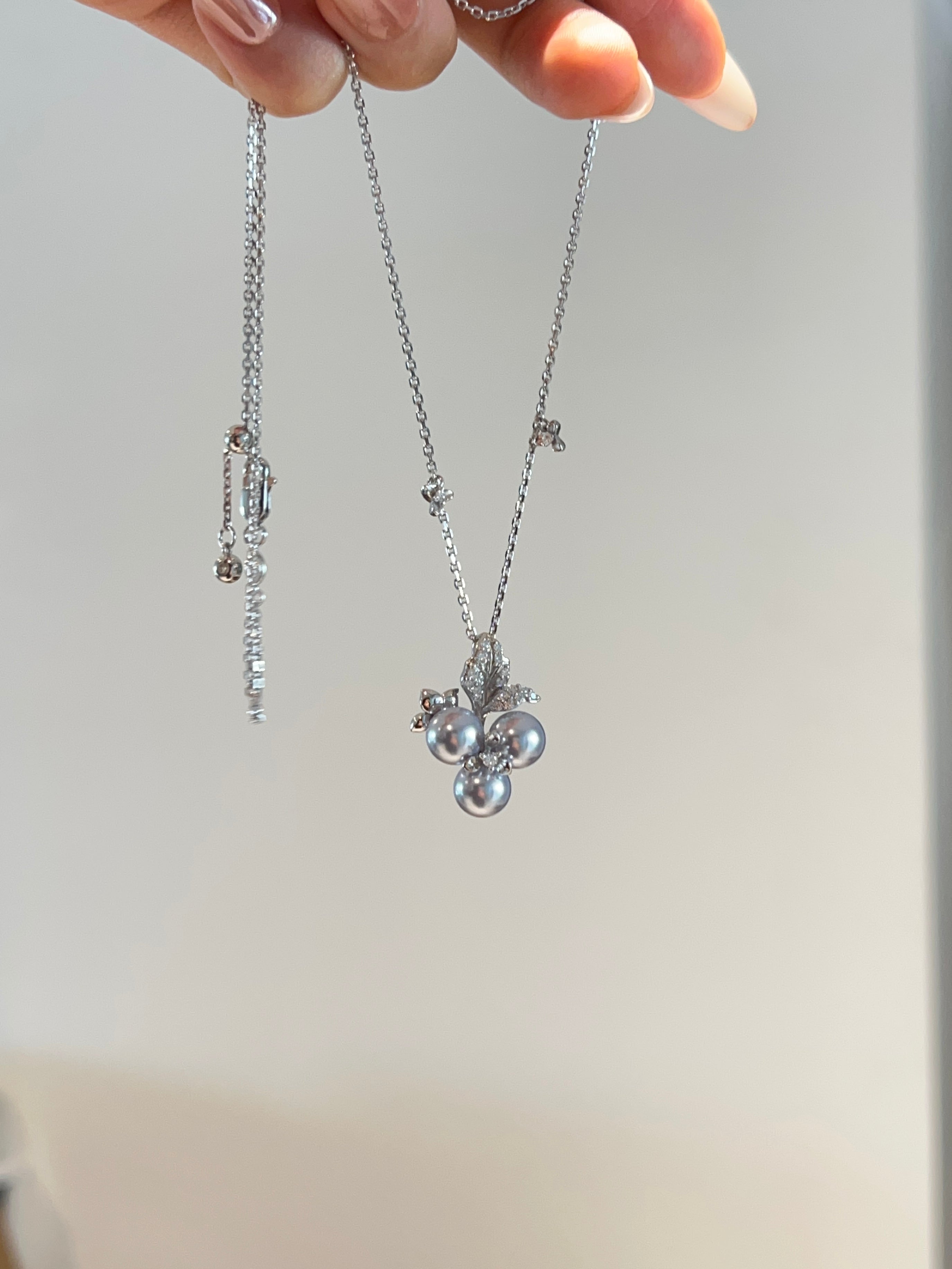 Moonleaf Pearl Necklace