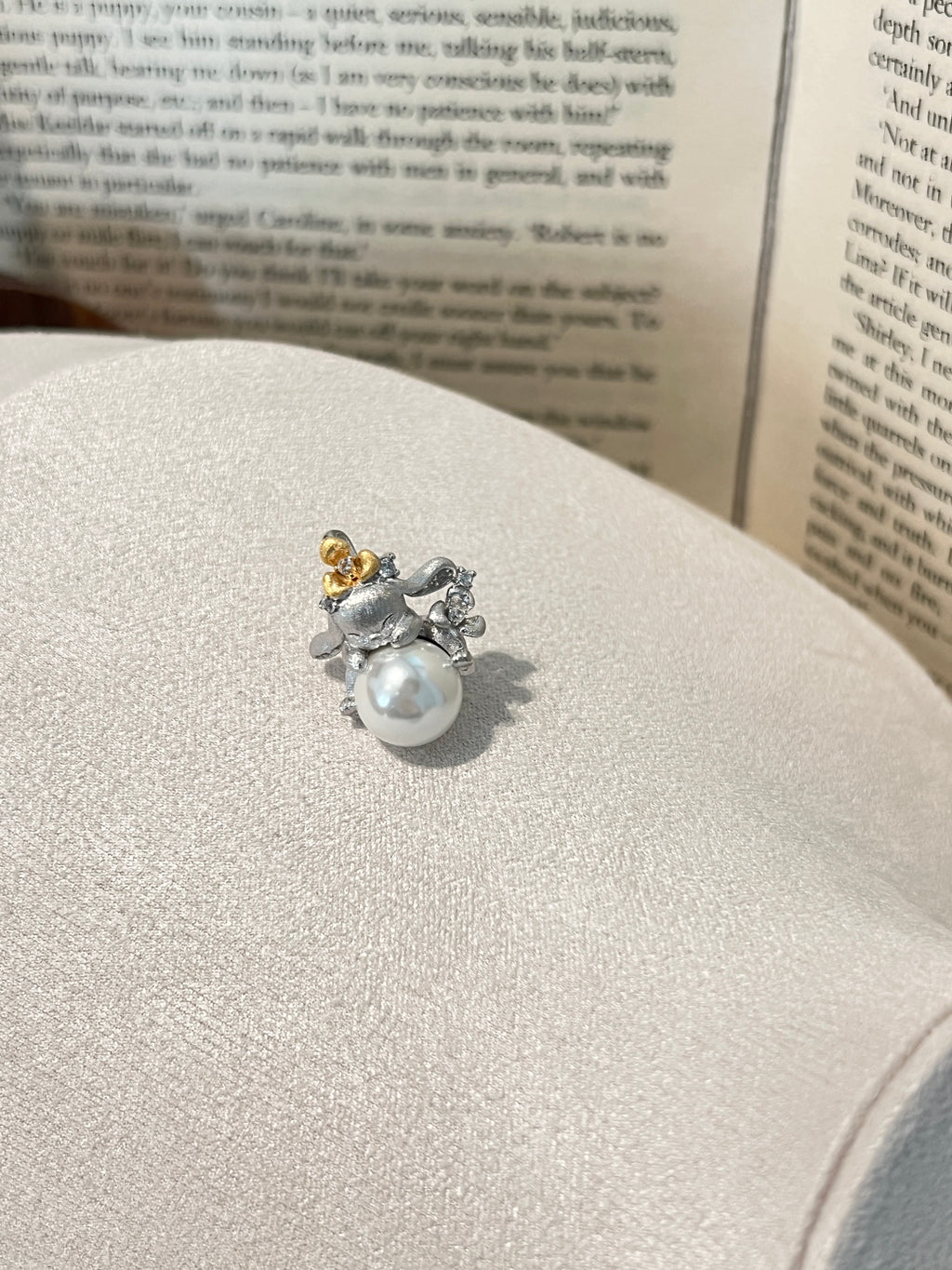 Pearl Keeper Bunny Pendant