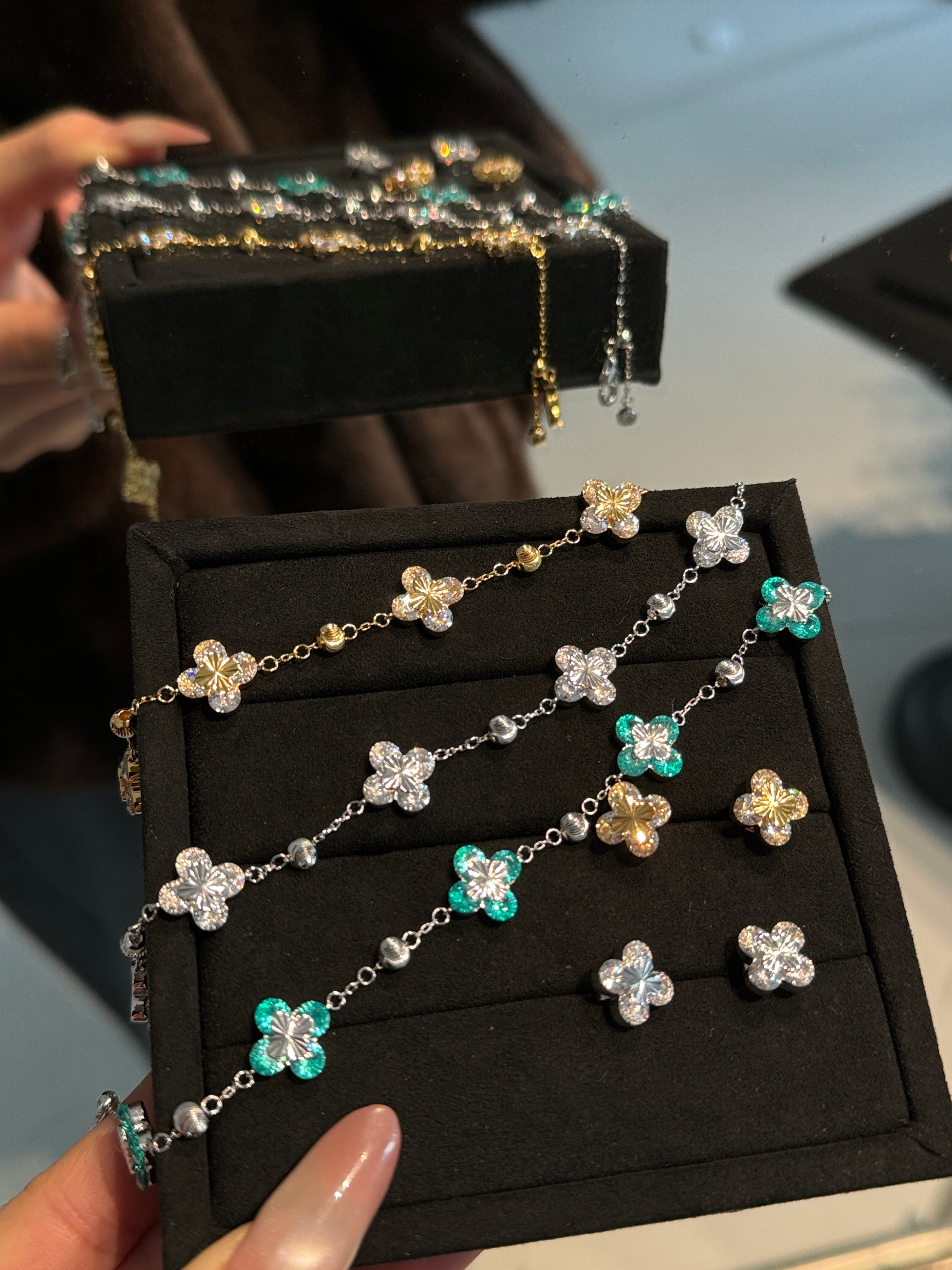 Dainty Clover Chain Bracelet